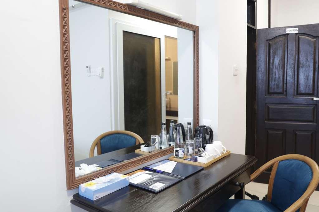 Hotel Sapphire Mombasa Zimmer foto